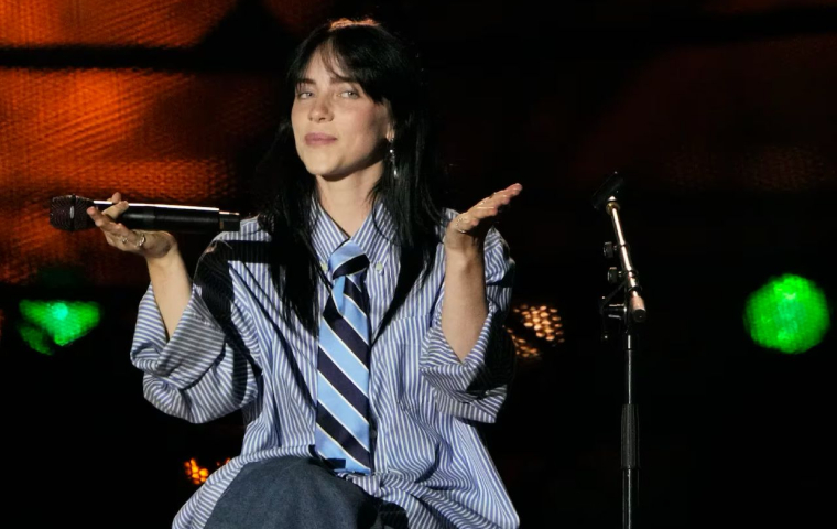 Billie Eilish anunció su apoyo a Kamala Harris (Video)