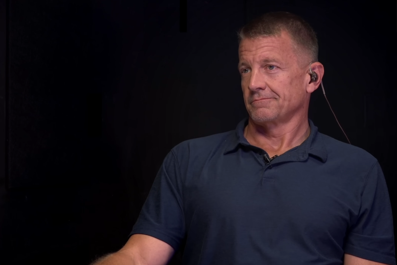 Erik Prince lanzó otra advertencia luego de que EEUU reconociera a Edmundo González