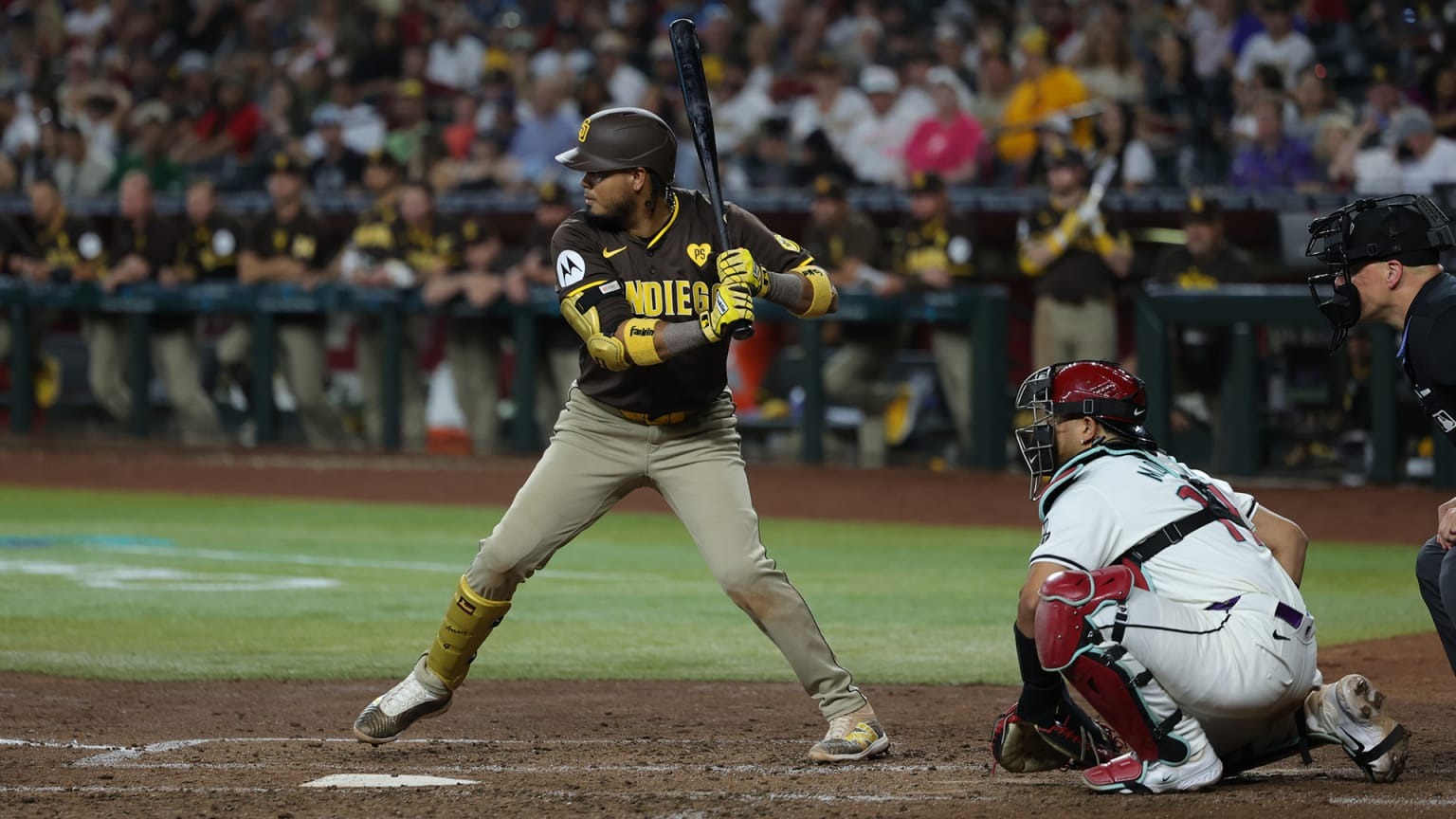 ¡Histórico! Luis Arráez logró tercer título de bateo consecutivo y arruinó la Triple Corona de Shohei Ohtani (VIDEO)