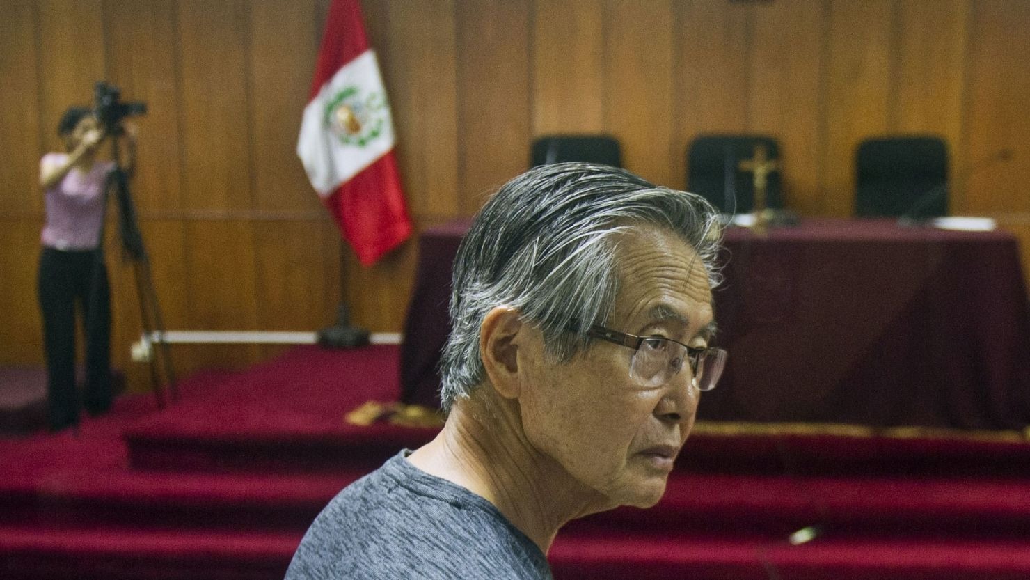 El día que Fujimori quiso engañar a Chile para eludir la Justicia, pero falló