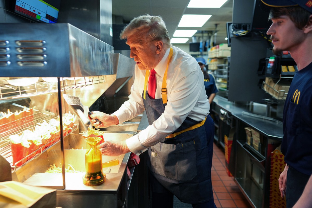 Tras cocinar papas fritas, Trump prometió resolver un problema importante en McDonald’s