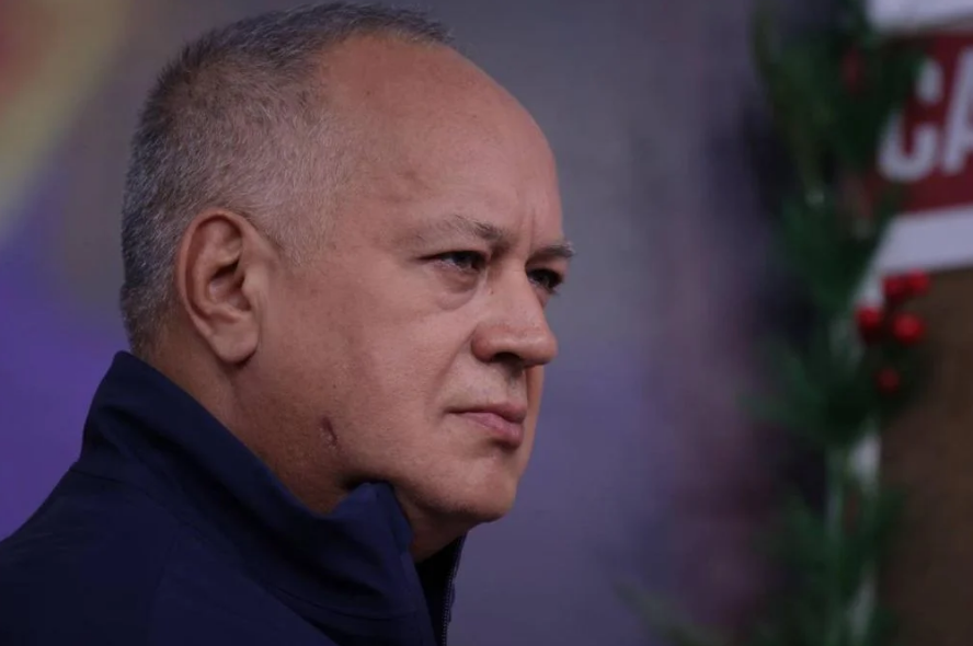 Diosdado Cabello prometió combatir a funcionarios con escoltas, pero admitió que tiene los suyos