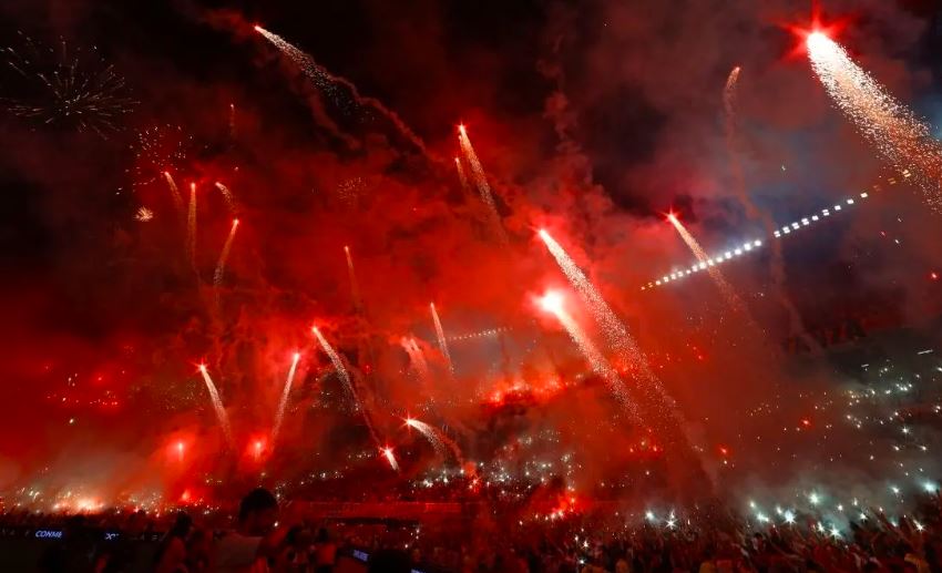 Estadio del River Plate fue clausurado por uso excesivo de pirotecnia en antesala de Copa Libertadores