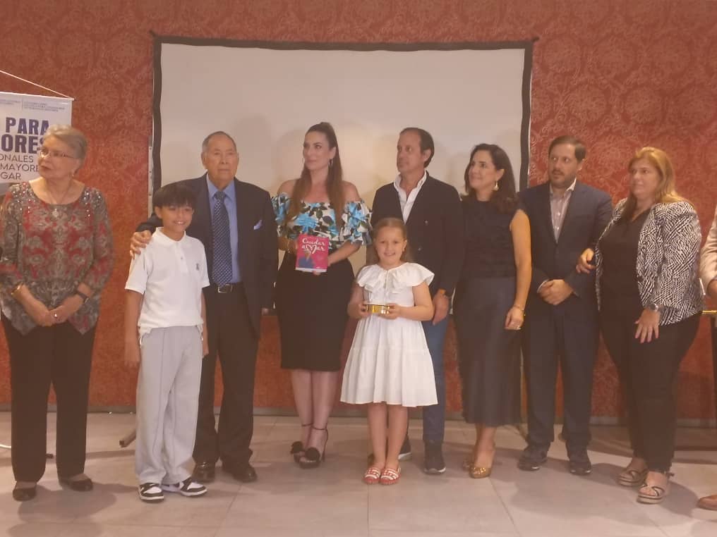 Fundación Natalia Catalano celebra su primer aniversario promoviendo la formación de cuidadores de adultos mayores