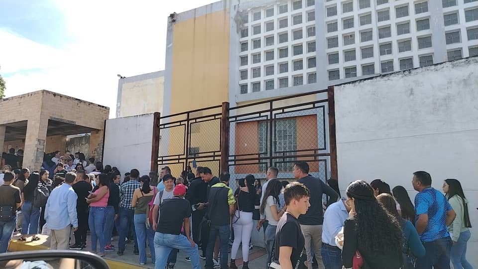 Al menos 2 mil jóvenes presentaron pruebas para estudiar Medicina en la ULA