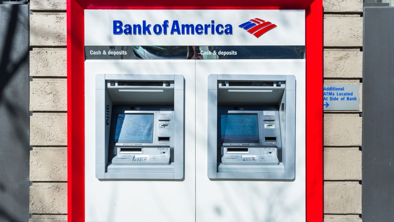 Bank of America dejará de aceptar algunos billetes de un dólar por este motivo