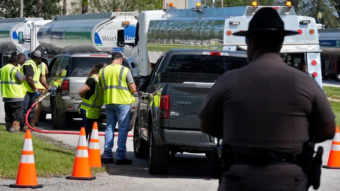 Por qué tantas estaciones de servicio en Florida aún no tienen combustible