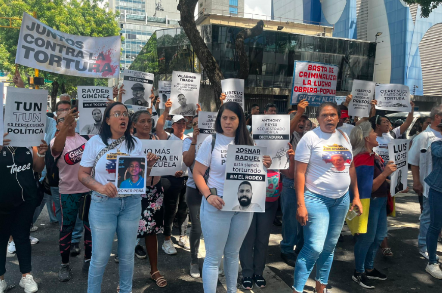 Madre de joven detenido por protesta postelectoral: “Mi hijo está pasando hambre y la comida es inhumana”