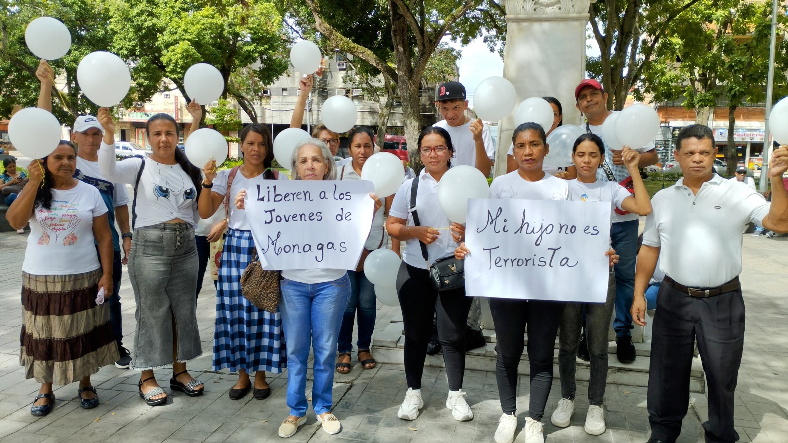 Familiares protestaron en Maturín para exigir la liberación de los jóvenes detenidos en el contexto postelectoral