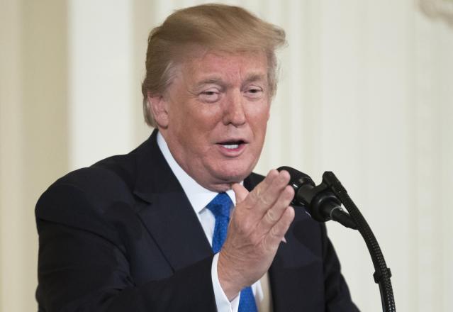 Trump anunció a los miembros de su Gobierno encargados de la salud y las epidemias en EEUU