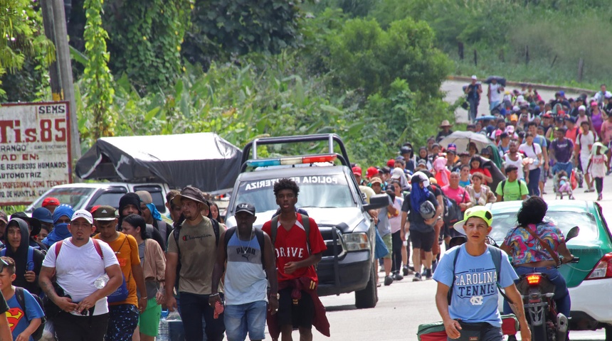 Caravanas de migrantes se multiplicaron en la frontera de México antes de la victoria de Trump