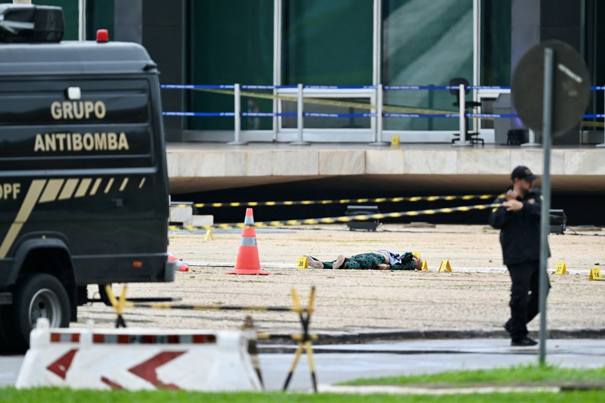 Bolsonaro llamó a la pacificación nacional tras ataque con explosivos en Brasilia