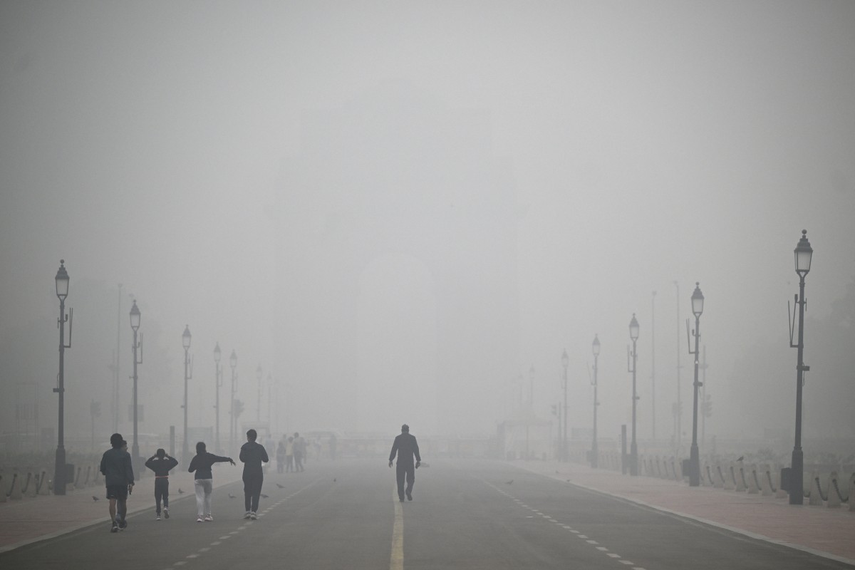 Nueva Delhi entra en niveles de contaminación “severos” y la visibilidad cae a 150 metros