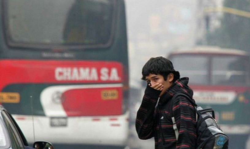 Capital de Perú sufre una grave contaminación ambiental, según la OMS