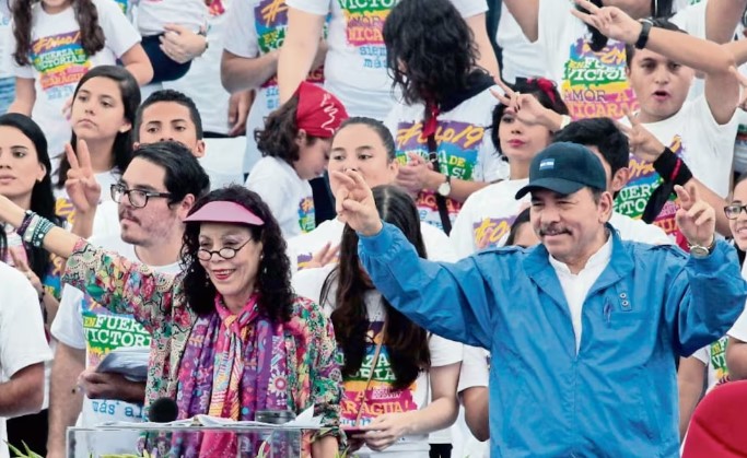 Congreso de Nicaragua aprueba reforma que da poder total a Ortega y su esposa