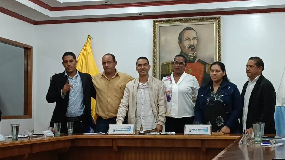 Cámara Municipal de Mejía en Sucre ratificó por unanimidad al alcalde encargado