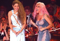 ¿Hay enemistad con Shakira? Lo que dijo Karol G sobre los rumores (VIDEO)