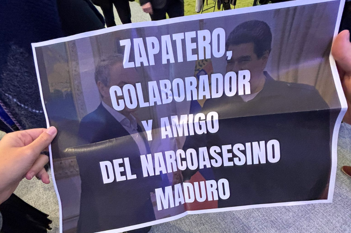 Zapatero, acusado en plena Eurocámara de ser la mano derecha de Maduro (VIDEO)