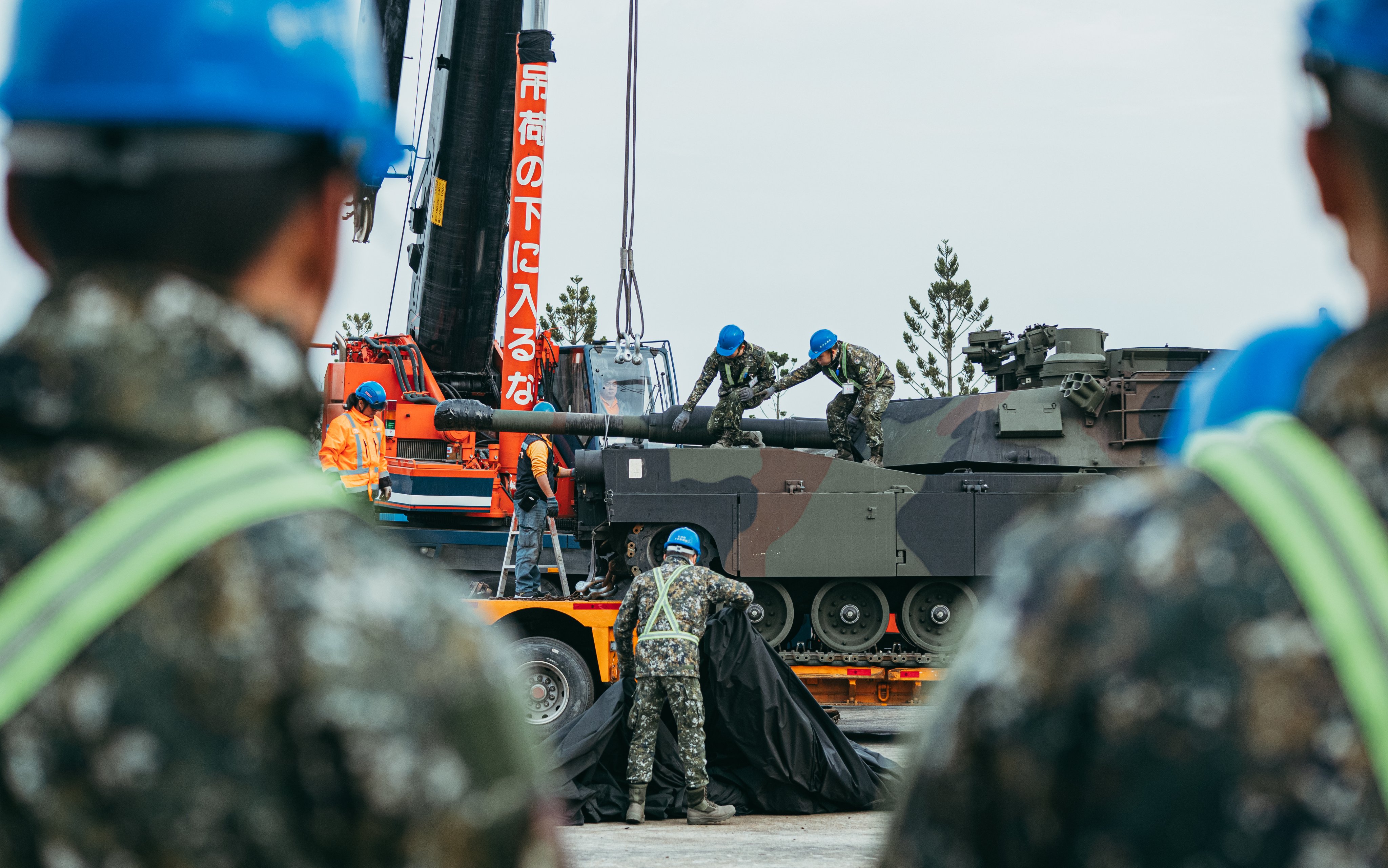 Taiwán recibió tanques de EEUU para fortalecer su defensa ante las amenazas de China (VIDEOS)