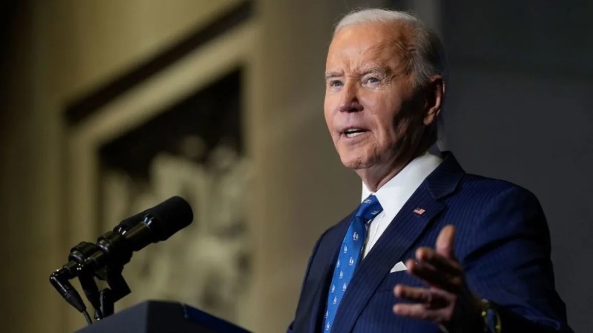 Biden conmuta penas a casi 1.500 personas, el mayor acto de clemencia en un solo día de la historia moderna