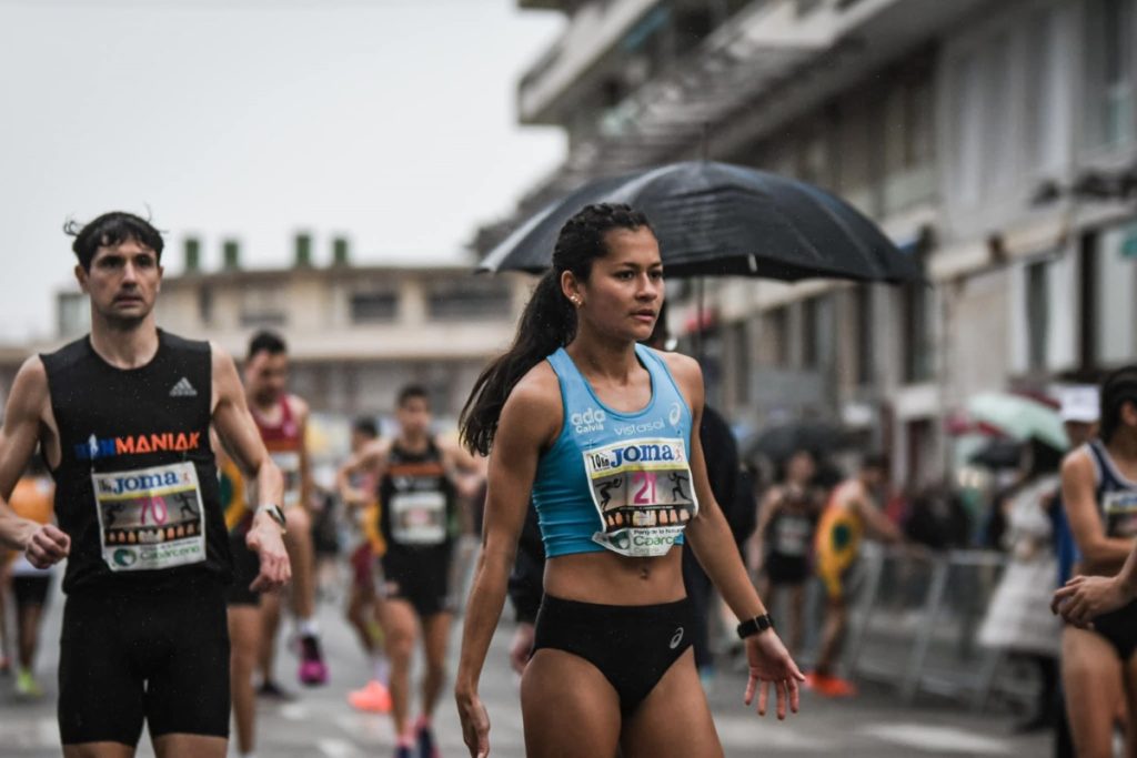 La venezolana Edymar Brea ganó en Galicia la carrera “SinSon 10k”