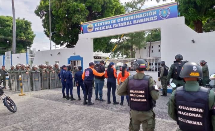 La brutal pelea en calabozos de la Policía de Barinas que dejó al menos seis heridos