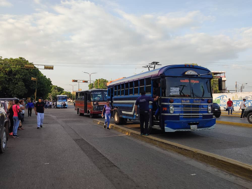 Transportistas de Aragua rechazan ajuste de pasaje y exigen revisión de tarifas